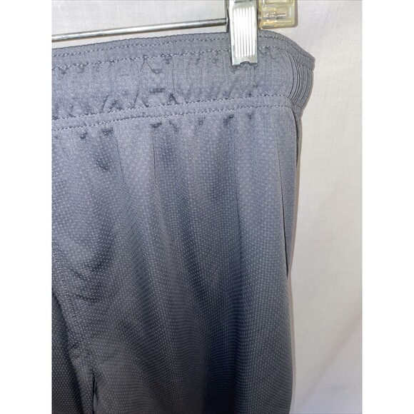 Athletic Works Training Shorts Mens Size 40-42 Gray Stretch Waist Drawstring - Picture 10 of 12
